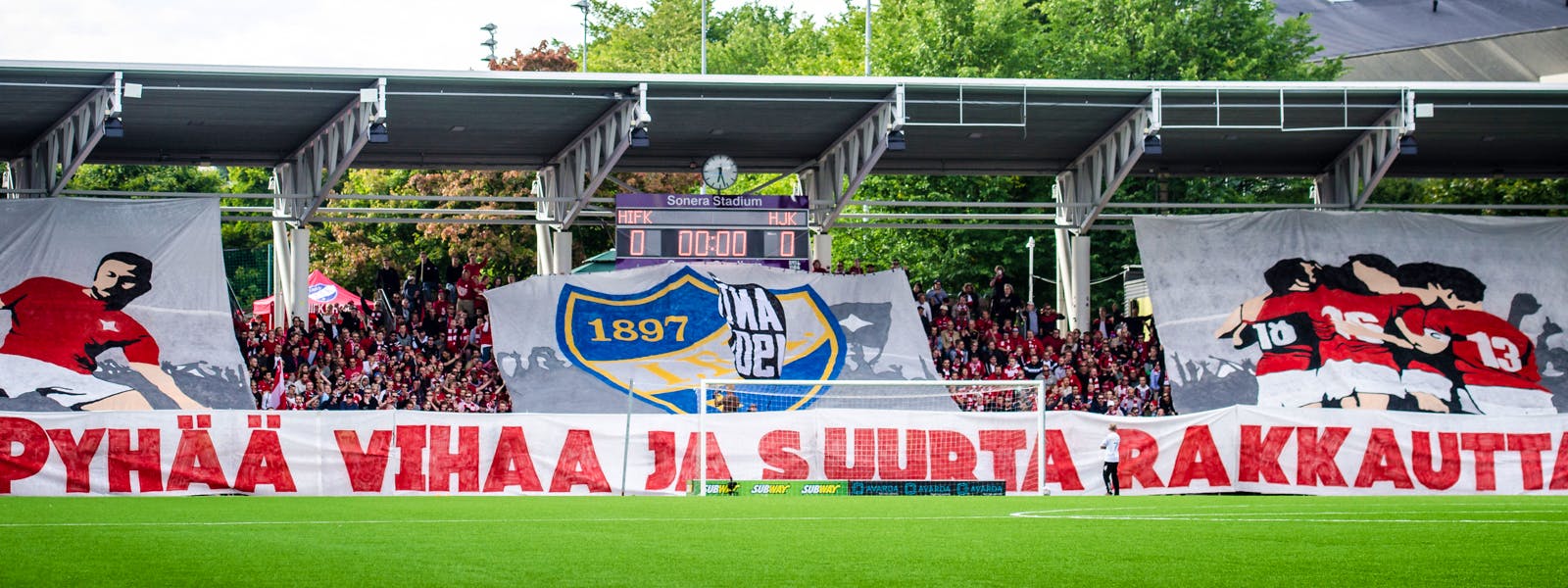 Portit stadionille aukeavat tuntia ennen ottelua eli kello 17.30. Saavu paikalle ajoissa. IFK-kannattajien marssi stadionille lähtee ravintola Hookin edestä kello 17.00. Porteilla järjestetään turvatarkastus.